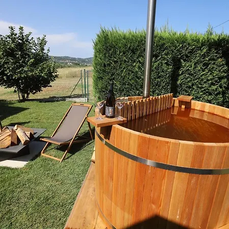 Healthy House Glamping Campsite Koper