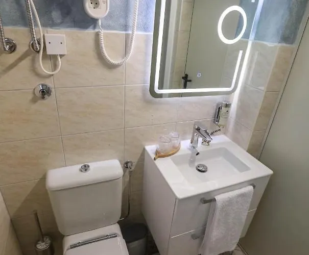 Healthy House Glamping キャンプ場 コペル